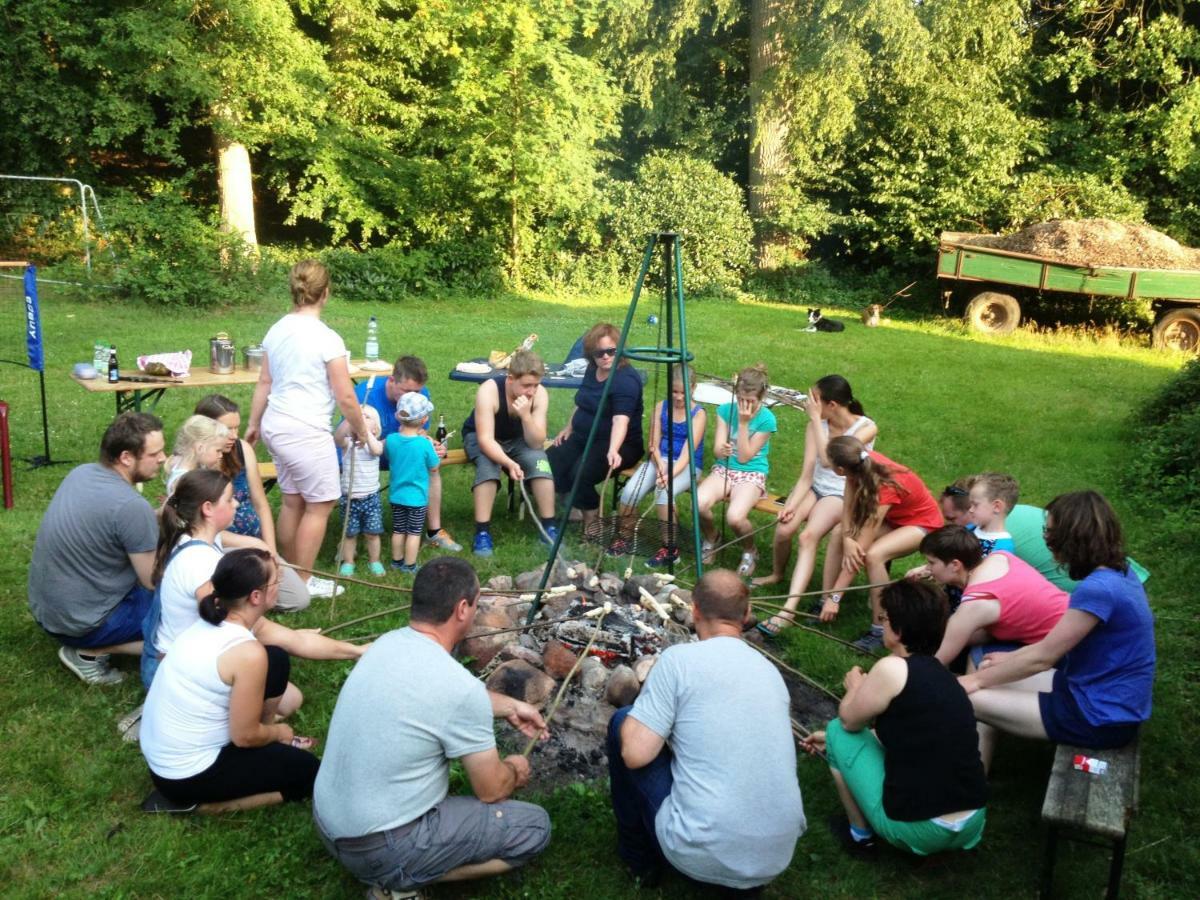 Ferienpension Lindenhof - Ferienwohnungen In Der Lueneburger Heide Marxen am Berge Ngoại thất bức ảnh