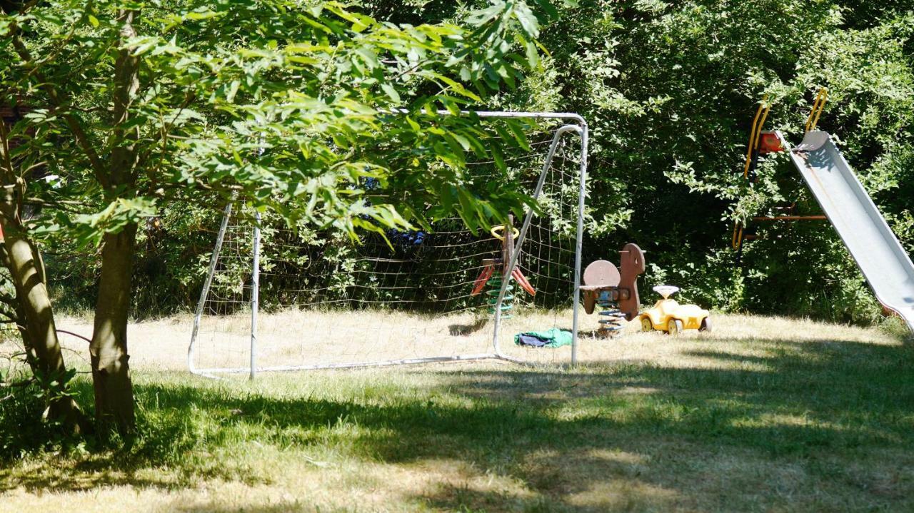 Ferienpension Lindenhof - Ferienwohnungen In Der Lueneburger Heide Marxen am Berge Ngoại thất bức ảnh